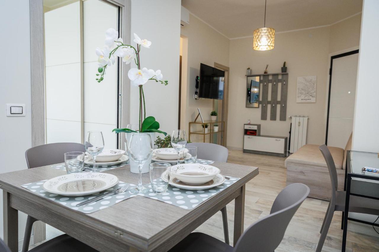 Snt Apartment - City Center Bergamo Ngoại thất bức ảnh